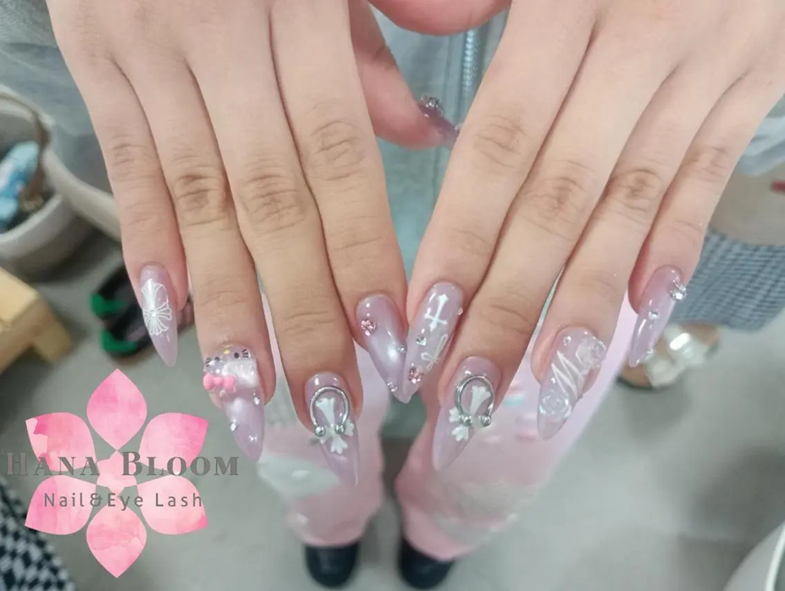 ネイル クリアネイル 長さ出し キラキラネイル 韓国ネイル ロングネイル ハンドネイル ハンドケア Hana Bloom 💖初回オフ無料のネイルデザイン