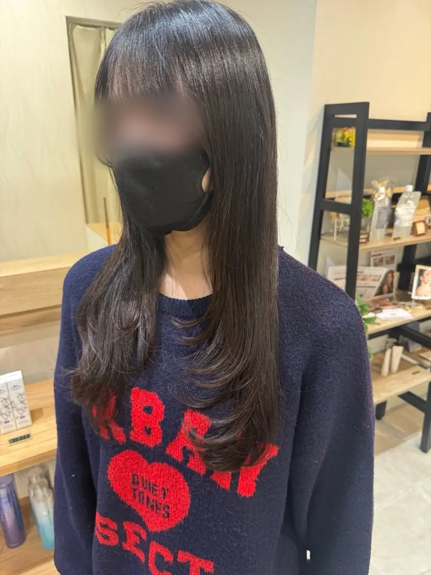 ロング レイヤーカット 藤田 紋芽 Jr.stylistのヘアスタイル