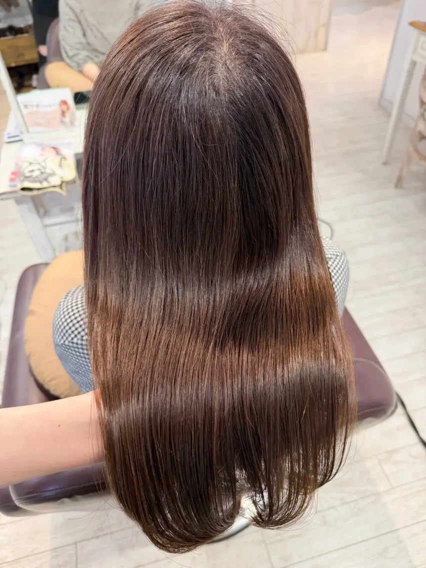セミロング ヘアカラー トリートメント 杉浦 悠月のヘアスタイル
