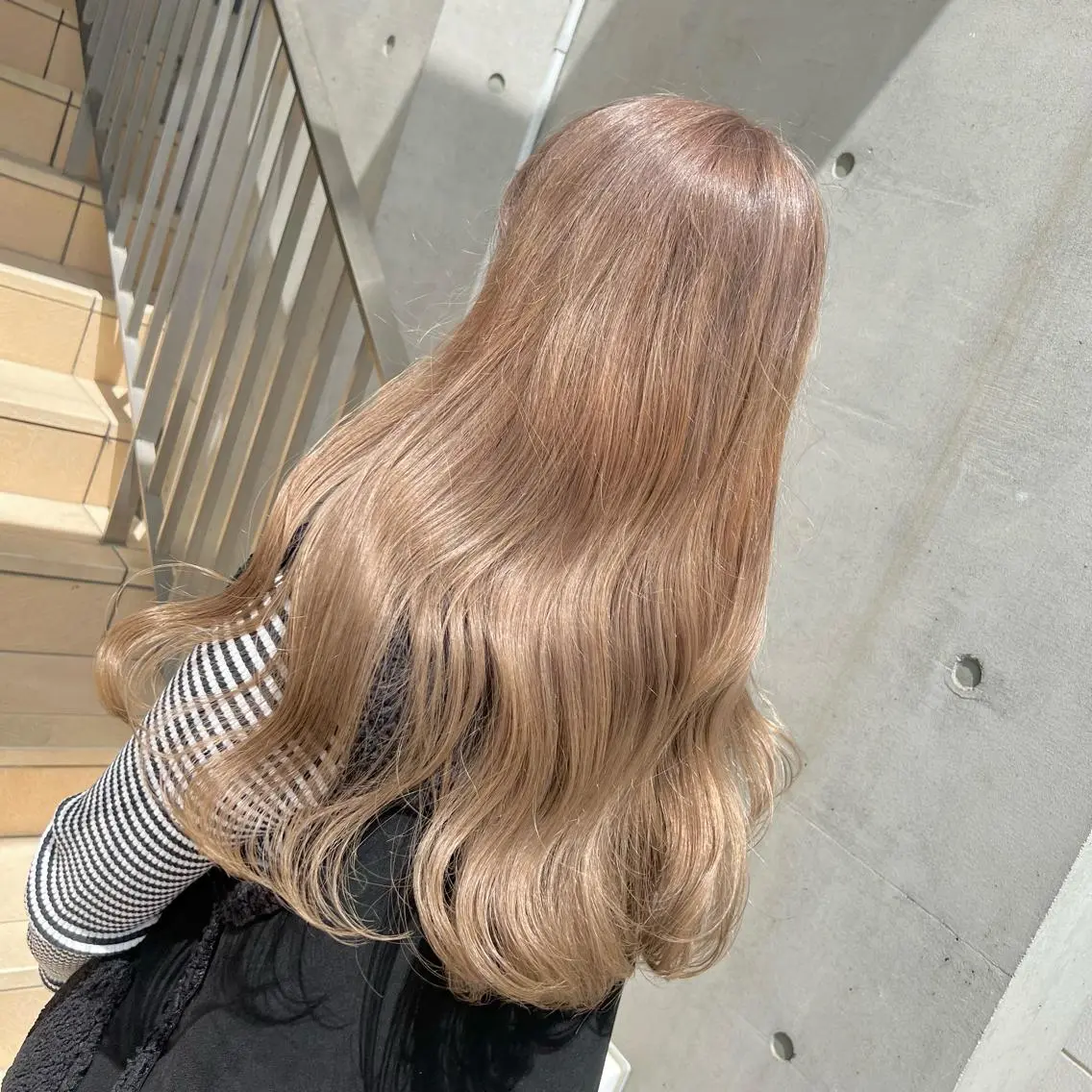 🧚‍♀️大人気ハイトーンカラー🧚‍♀️ ケアブリーチ＋カラー＋潤いトリートメントの写真
