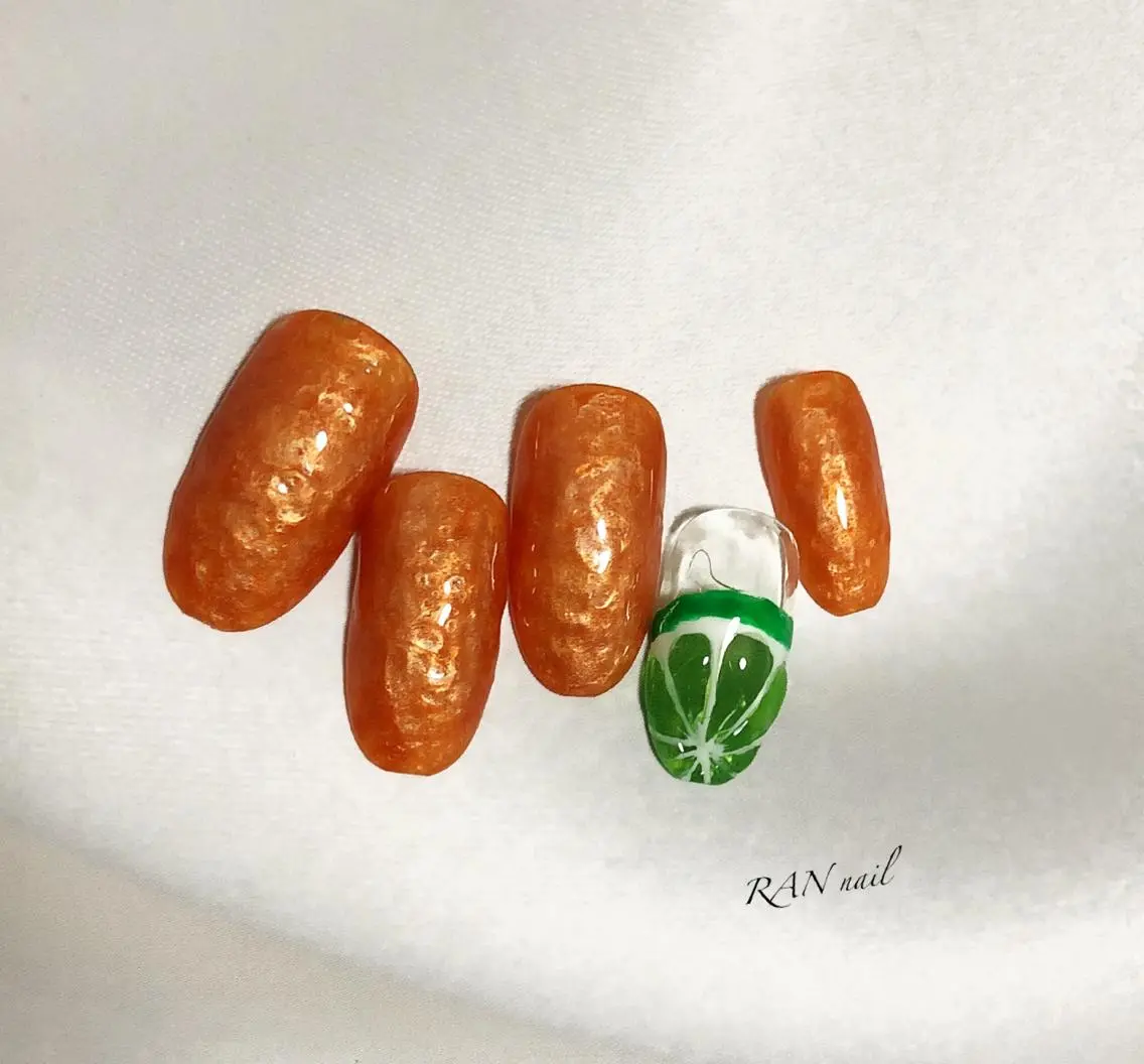 ネイル フットネイル オフィスネイル オレンジ 春ネイル 夏ネイル RAN nailのネイルデザイン