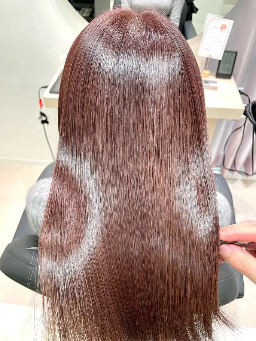 【満足度100%✨】極艶✨髪質改善カラー🩵+カット+oggiottoトリートメント🌈の写真