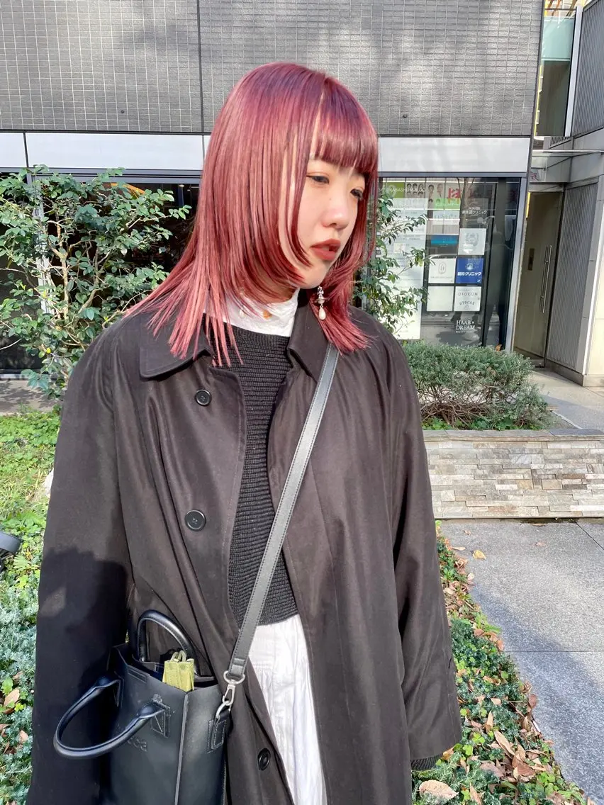ミディアム カラー パーマ ヘアアレンジ メンズ カシス レッドカラー カット ヘアカラー トリートメント tatsumi/ボブ ウルフ/レイヤーのヘアスタイル