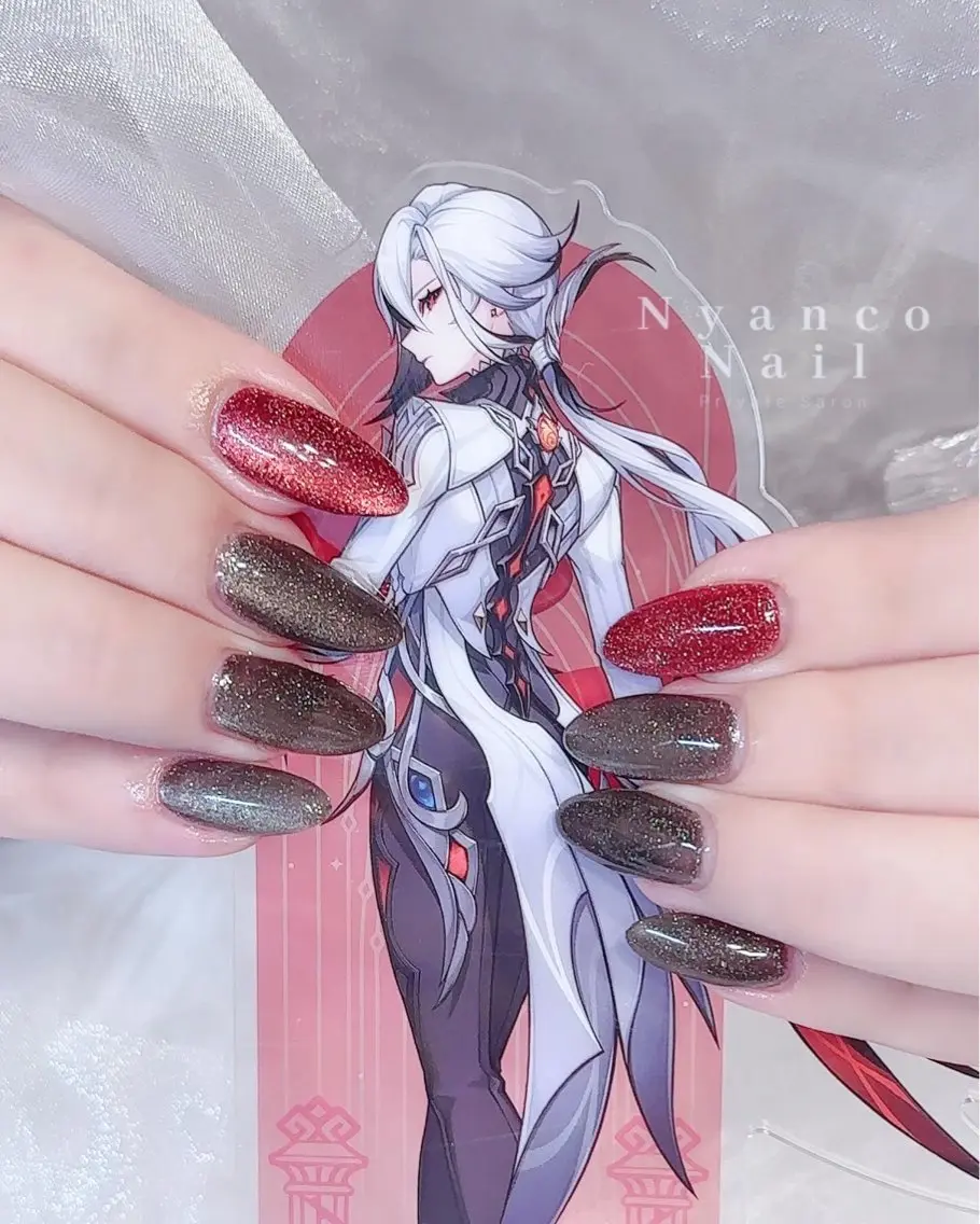 ネイル ジェルネイル キラキラネイル マグネットネイル 赤色 夏ネイル Nyanco Nailのネイルデザイン