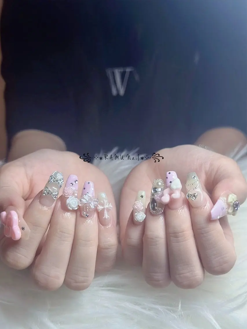 ネイル キラキラネイル マグネットネイル ミラーネイル ピンク 夏ネイル ハンドネイル RAMU Nail 恵比寿店のネイルデザイン