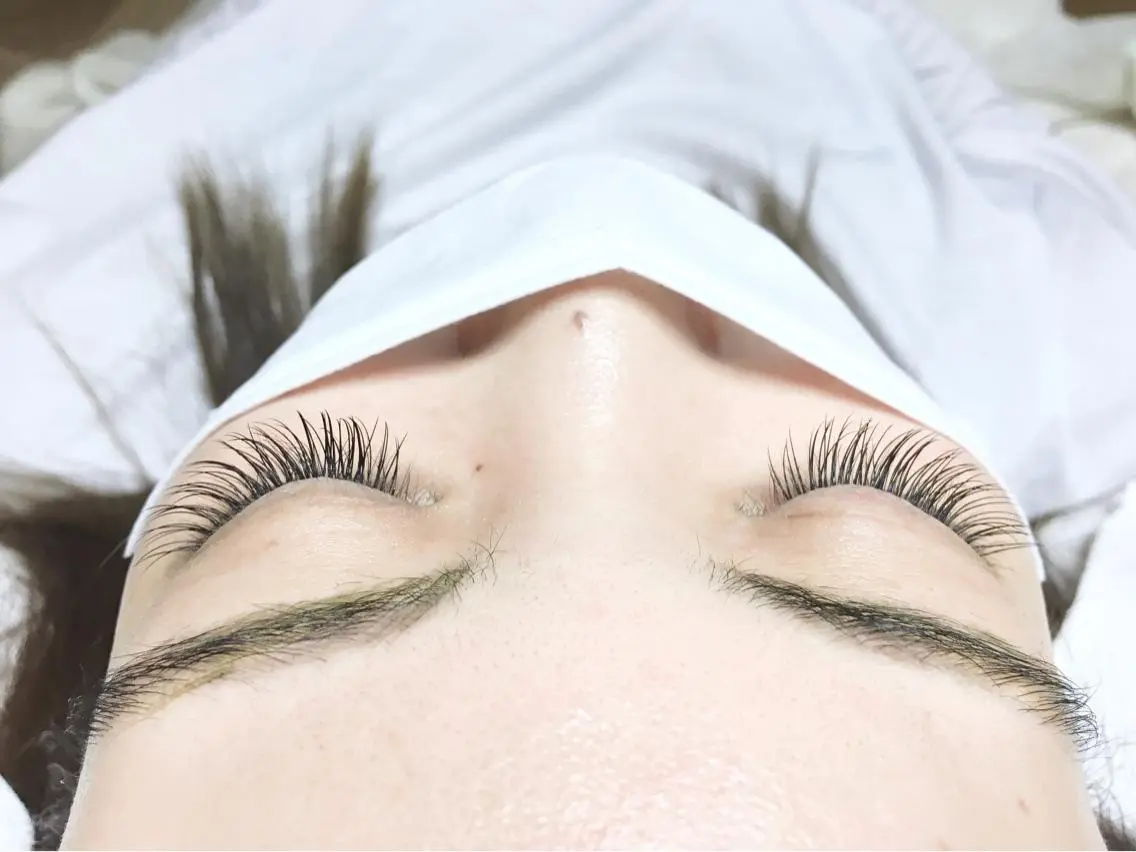 ミディアム カラー パーマ ヘアアレンジ メンズ キッズ ネイル マツエク・マツパ マツエク brille ~eyelash~のヘアスタイル
