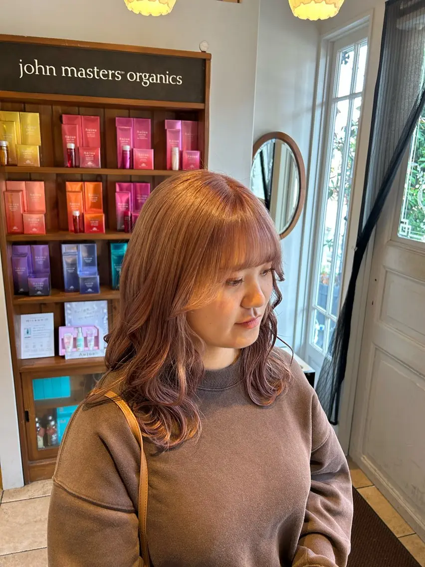 セミロング カラー ヘアカラー 【艶ｶﾗｰ/ｼｮｰﾄ 】田原 愛菜🐯のヘアスタイル
