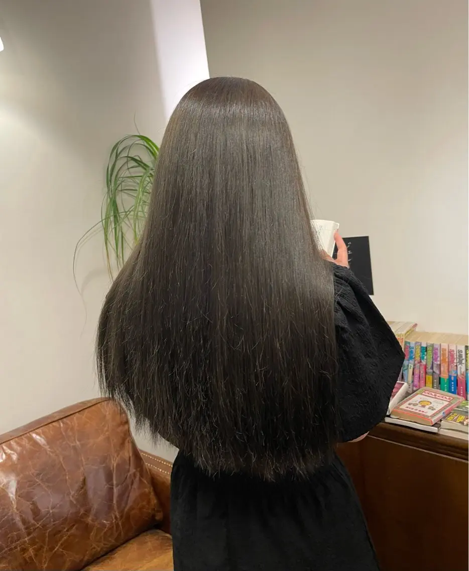 カラー 城田 萌子のヘアスタイル