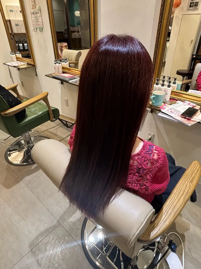ロング ピンクブラウン トリートメント 酸熱トリートメント 長内 もえのヘアスタイル
