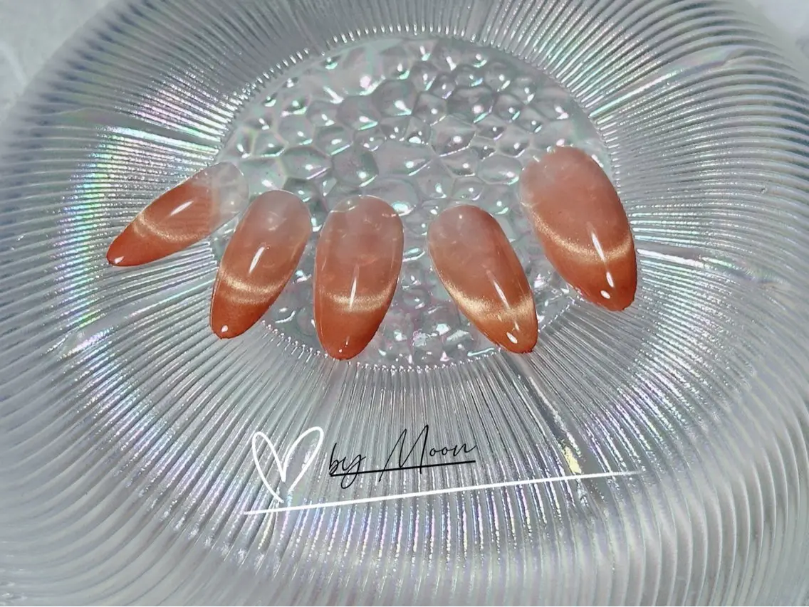 ネイル Moon Nailsのネイルデザイン