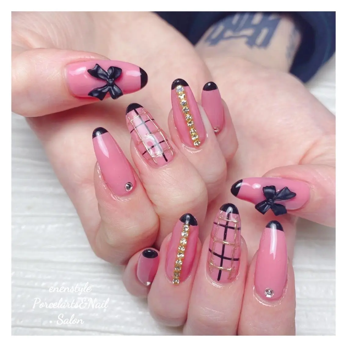 ミディアム ネイル 🐾enen style 🐾のネイルデザイン