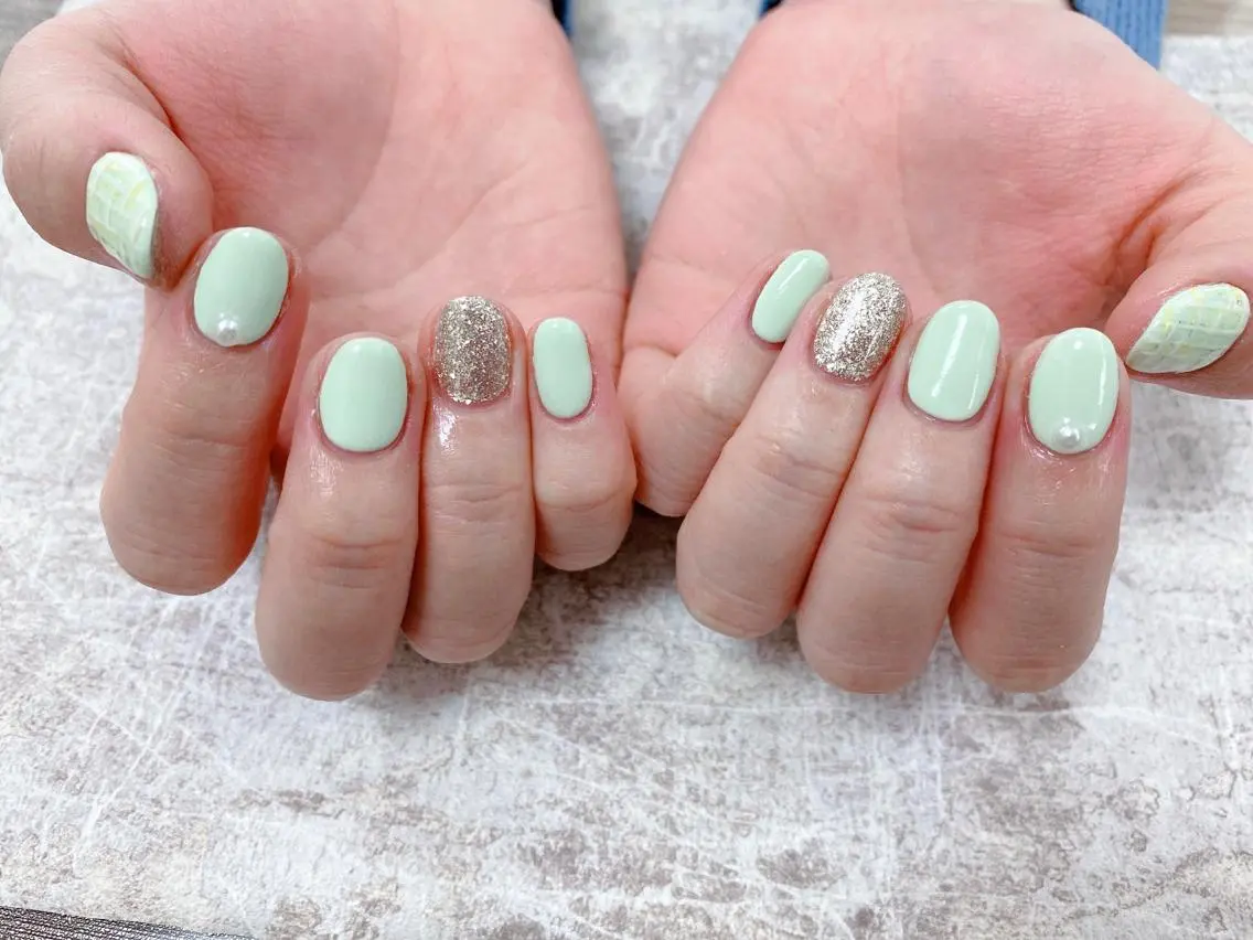 ネイル ハンドネイル mogunail &blowのネイルデザイン