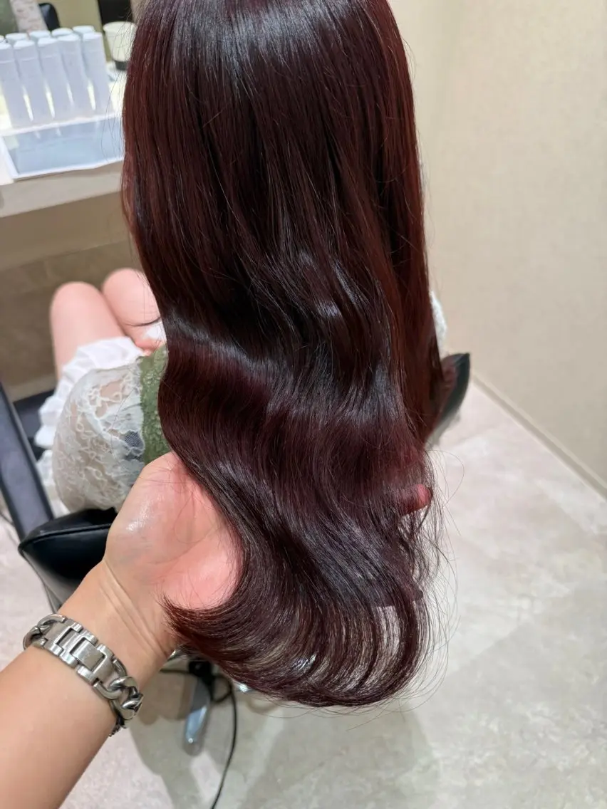セミロング カラー ヘアアレンジ ボルドーカラー トリートメント カット ヘアカラー トリートメント 池袋/韓国レイヤー 💗🐇amiのヘアスタイル