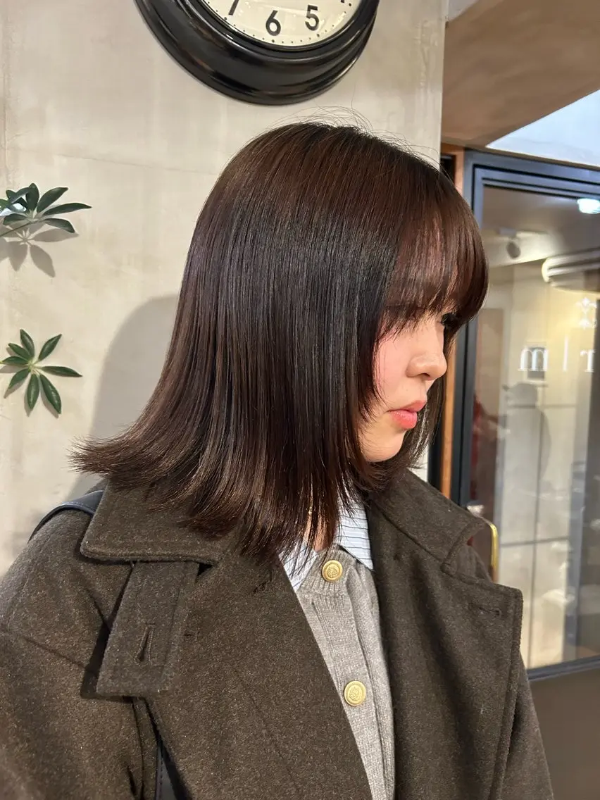 ミディアム 顔まわりレイヤー 顔周りカット レイヤーカット カット ヘアカラー きよまつ みさきのヘアスタイル