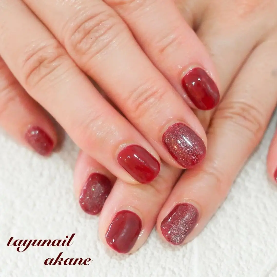 ネイル ブルー ジェルネイル マグネットネイル パラジェル 赤色 ネイルサロン 【たゆnail】のネイルデザイン