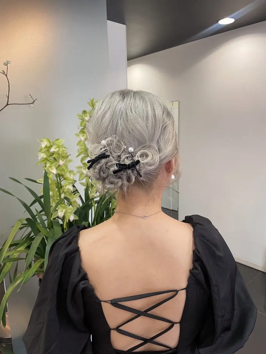 セミロング ヘアアレンジ 暖色カラー /ヘアアレンジ/花鈴のヘアスタイル