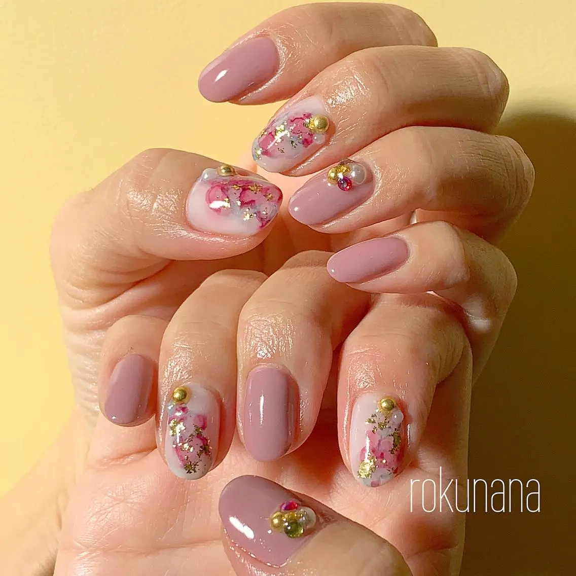 ネイル rokunana 佐野のネイルデザイン