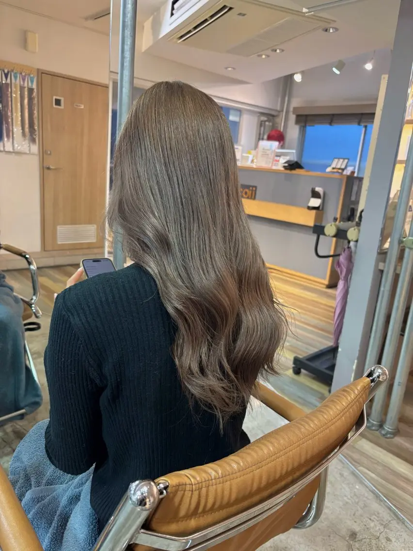 セミロング ヘアカラー トリートメント 髪質改善/ヘアケア coiiはしもとはなのヘアスタイル