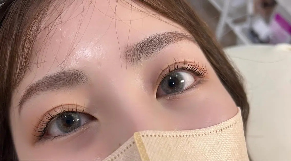 ネイル マツエク・マツパ アイブロウ 韓国風マツエク パリジェンヌラッシュリフト まつげパーマ ワンホンマツエク 長さ出し ハンドネイル フットネイル ハンドケア Nail&eye Belire 新宿のネイルデザイン
