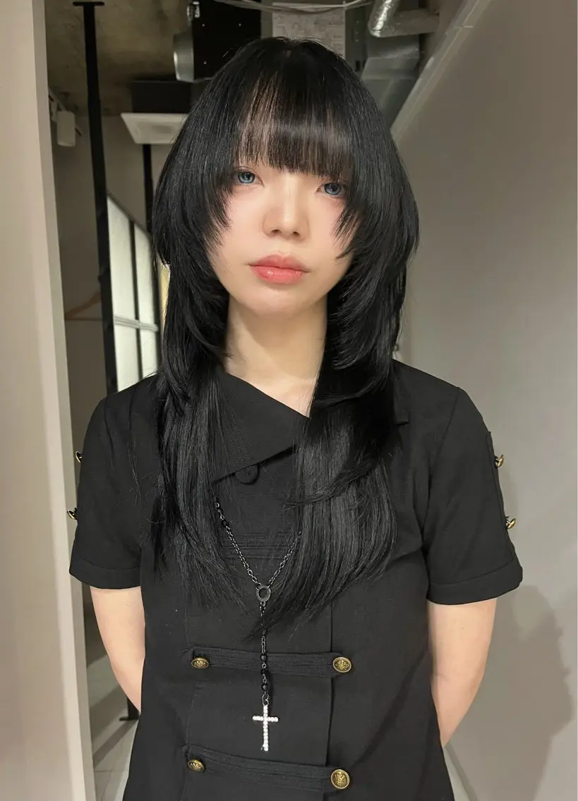 ロング エクステ ハッシュカット レイヤーカット カット ヘアカラー エクステ TAIRA横浜ウルフ 🐺デザインカラーのヘアスタイル