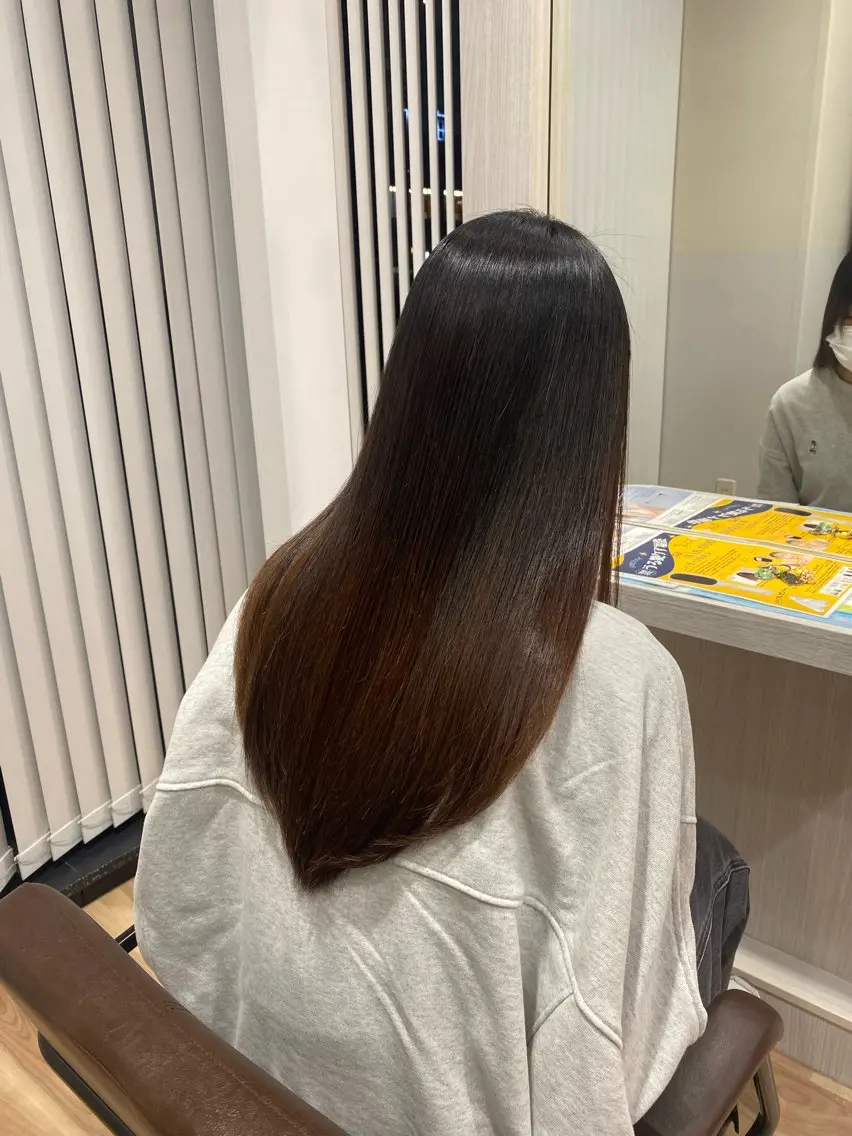 縮毛矯正ストレートの写真