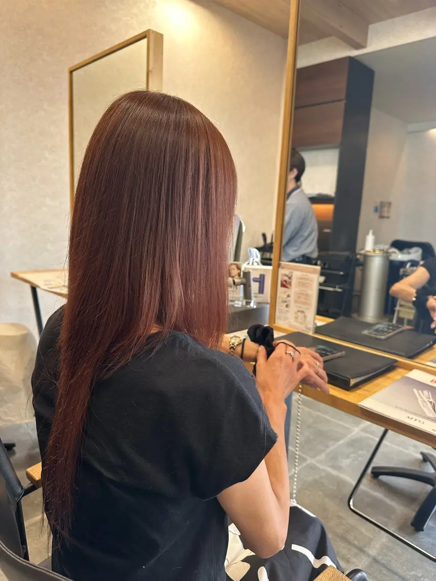 カラー ブラウンカラー ピンクカラー 森本 美音のヘアスタイル