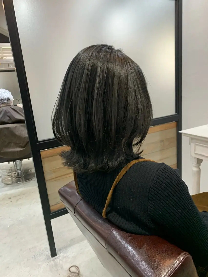 ミディアム カラー ヘアアレンジ カット ヘアカラー トリートメント kei🤎ベージュ /透明感カラー/博多のヘアスタイル