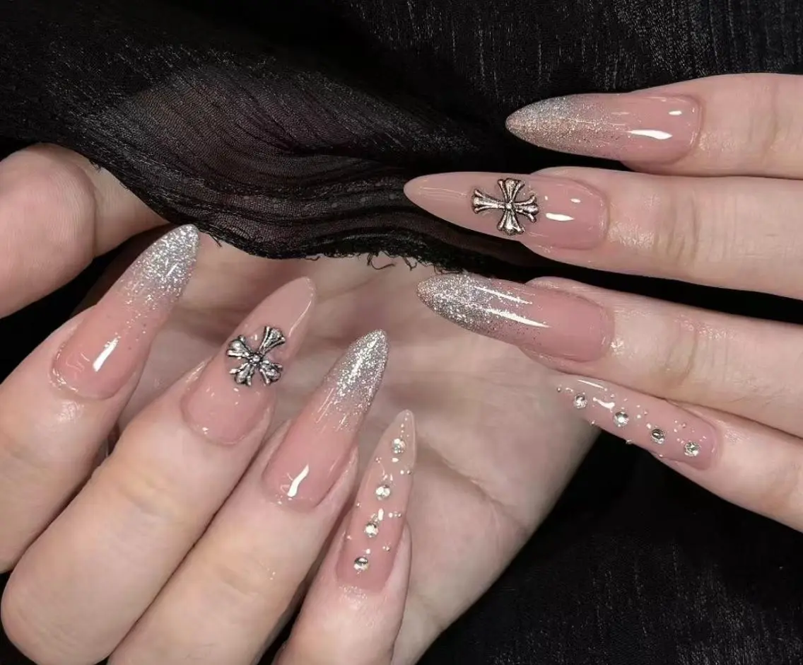 ネイル ハンドネイル 🎀 Ayaka_nailのネイルデザイン