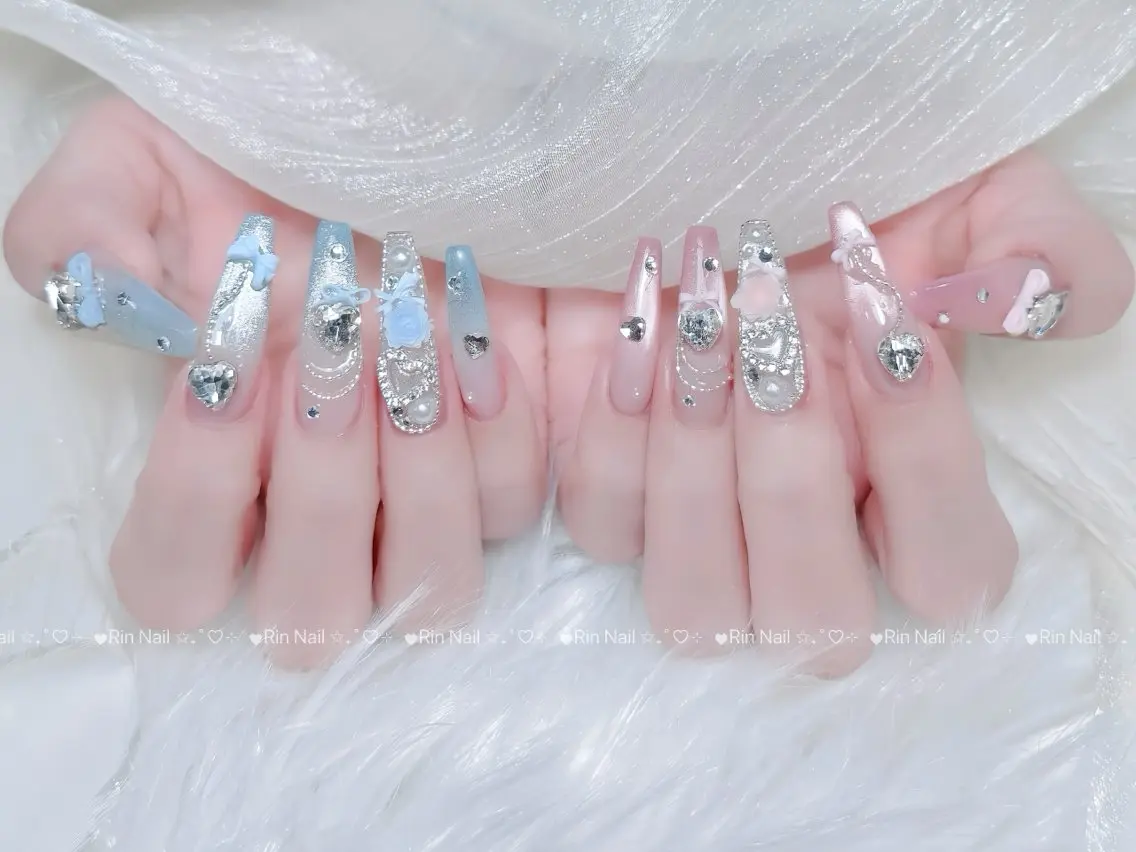 ネイル ブルー ジェルネイル ガーリー グラデーション グリーン ハンドネイル Rin Nail 新大久保店のネイルデザイン
