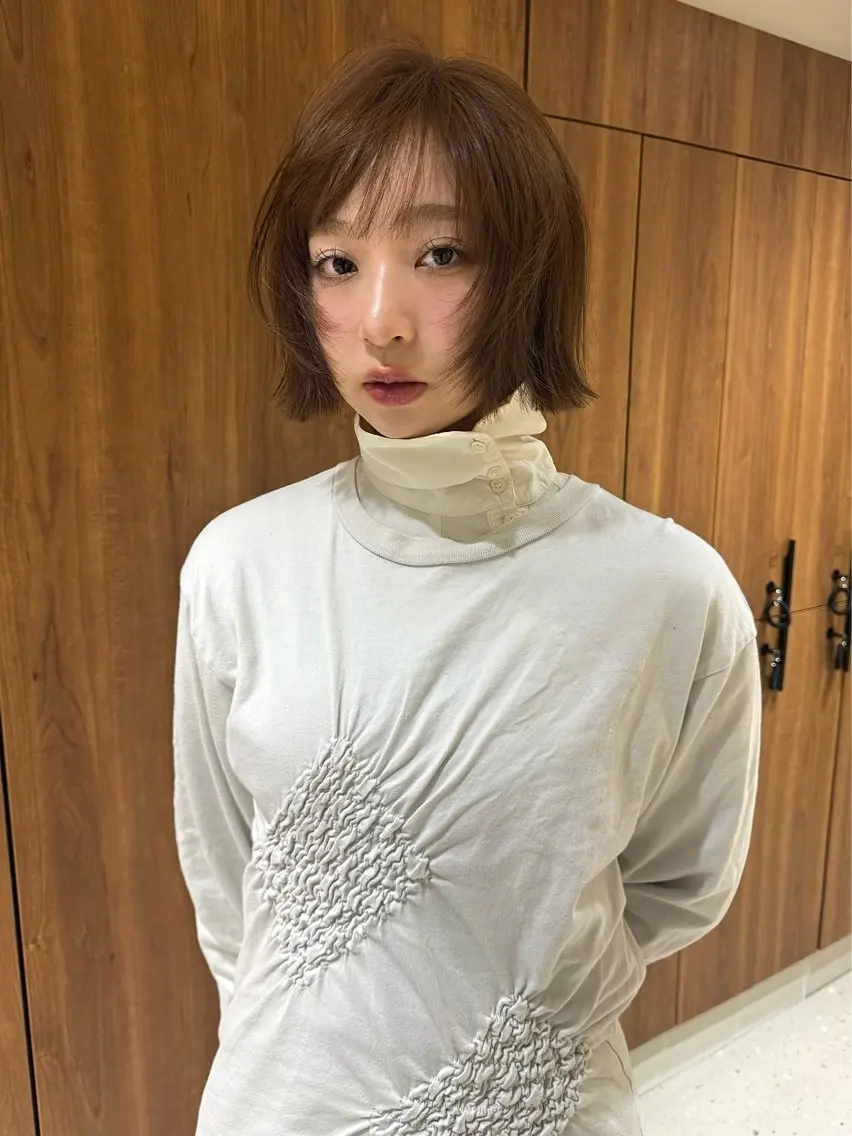 ショート ボブ 顔まわりレイヤー レイヤーカット 吉田 愛美のヘアスタイル