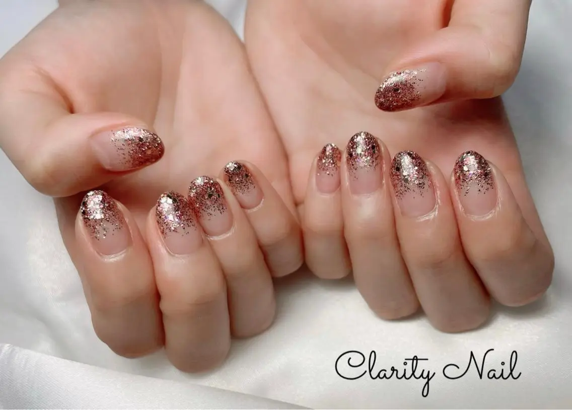 ネイル グラデーション ラメ(グリッター) ラメグラデーション ハンドネイル Clarity Nailのネイルデザイン