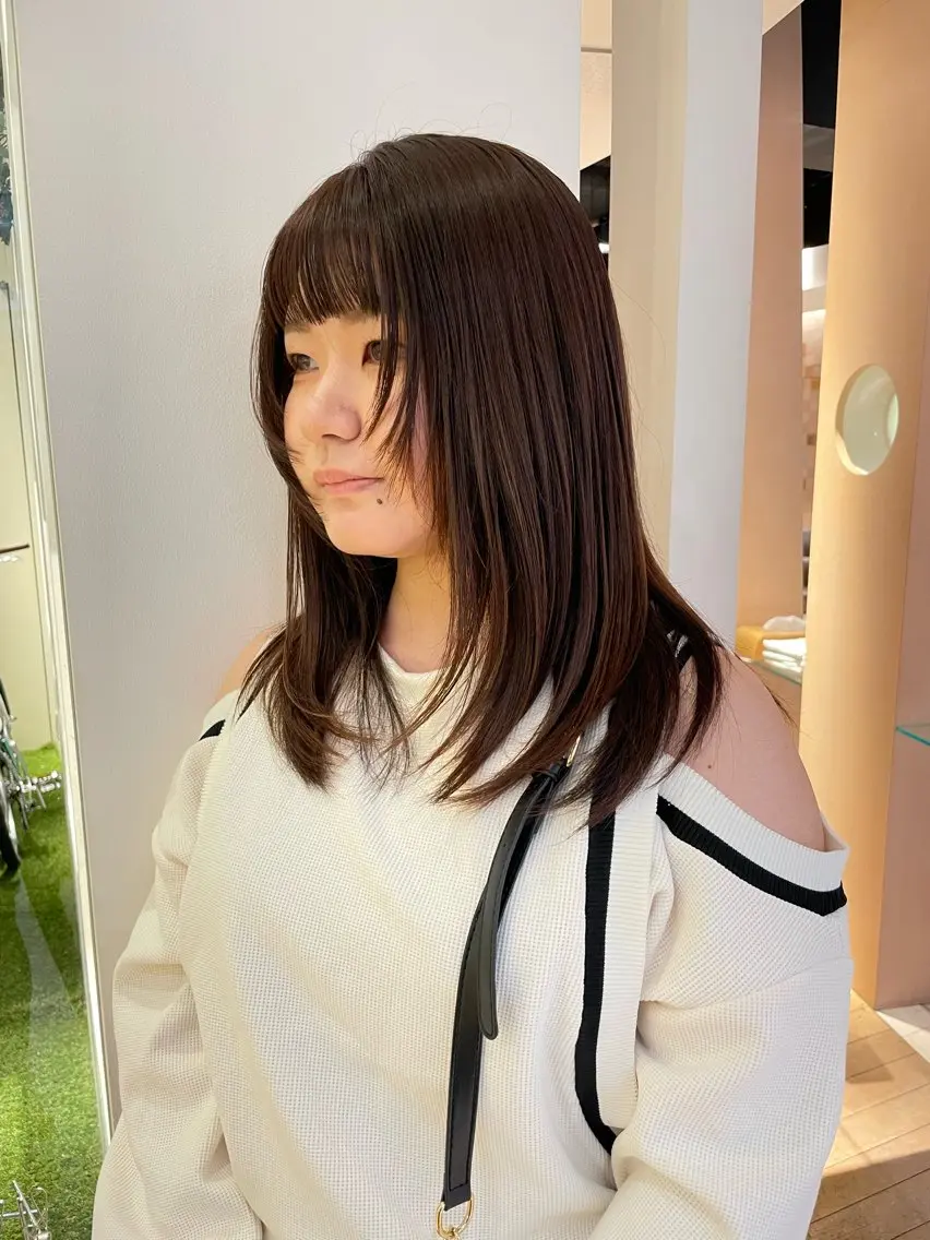 セミロング カット ヘアカラー トリートメント 林 季香のヘアスタイル