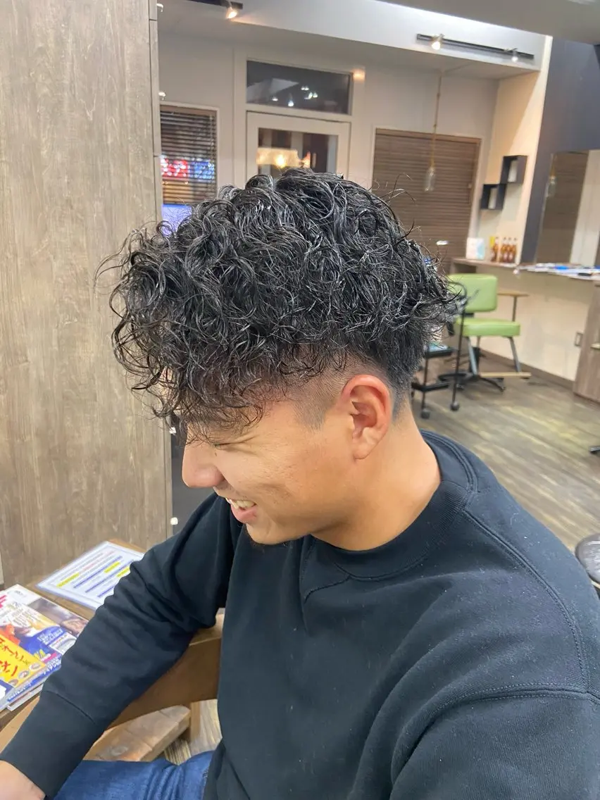 ミディアム ミディアムパーマ カット パーマ 仁和山 晃のヘアスタイル