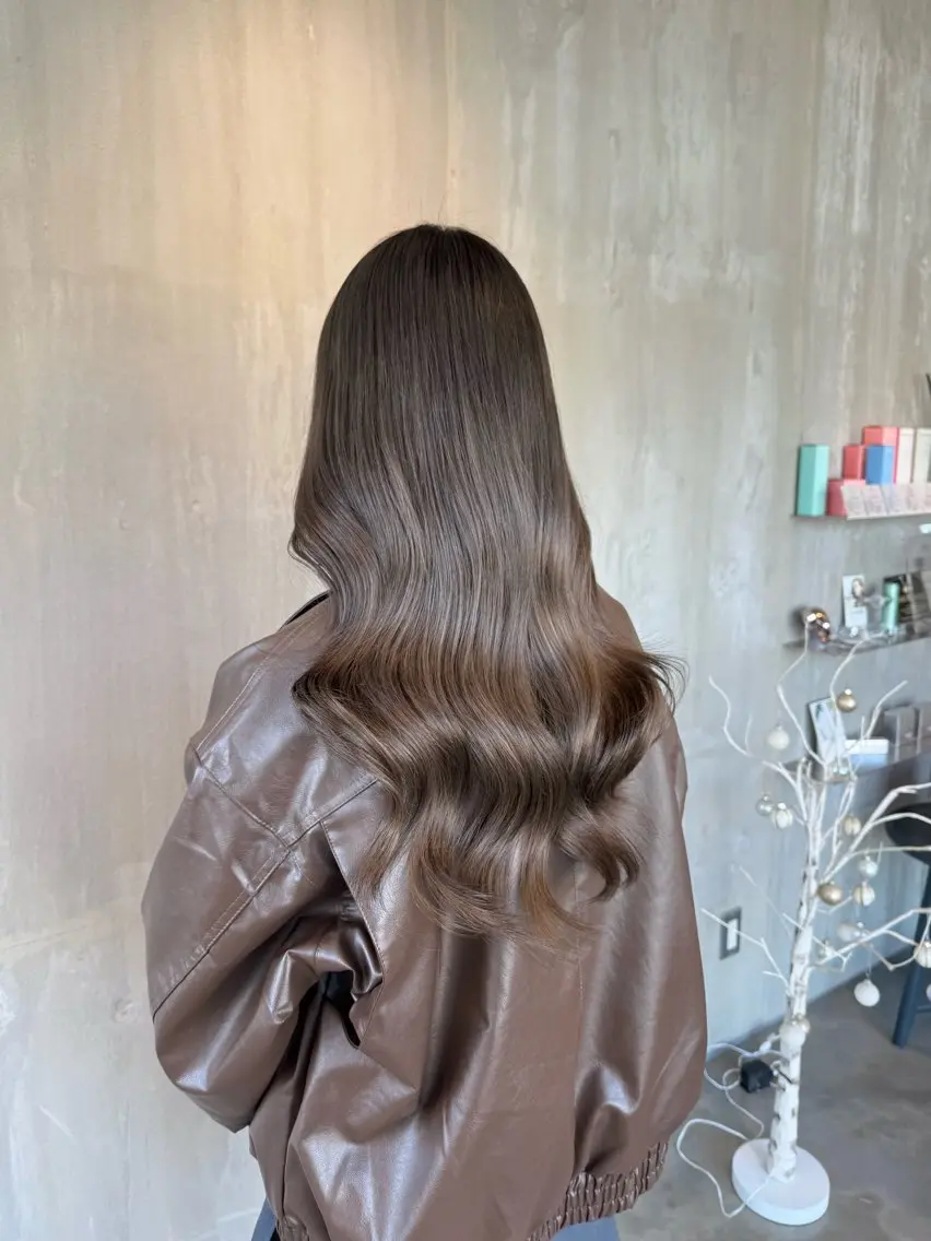 ロング カラー ヘアカラー 透明感カラー 天羅のヘアスタイル