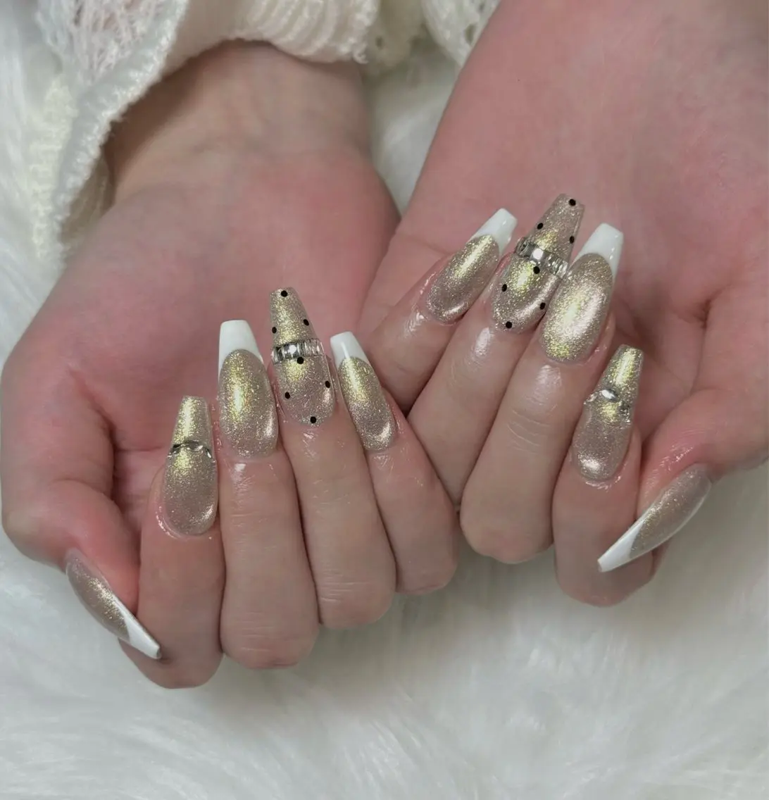 ネイル チークネイル ドット フレンチネイル グラデーション 韓国ネイル ハンドネイル フットネイル ハンドケア Aria Nail Beautyのネイルデザイン