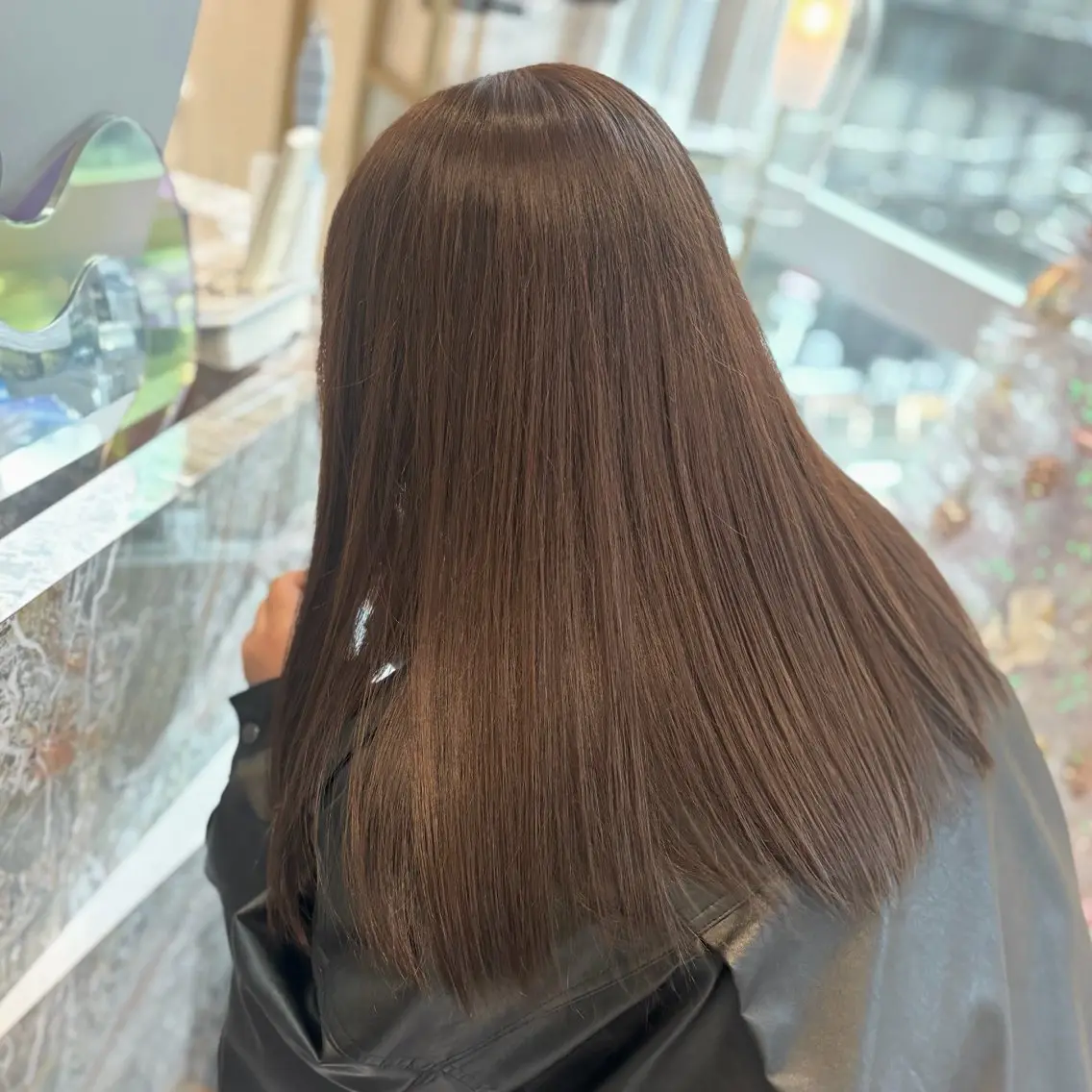 セミロング カラー ブラウンカラー カット ヘアカラー 🥣あゆ/梅田/ハイ トーン/ブリーチ🩶のヘアスタイル