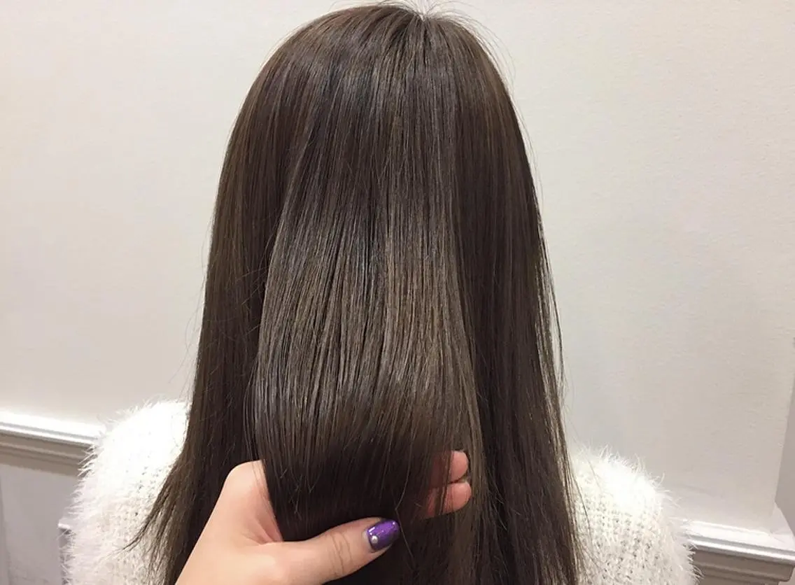 セミロング トリートメント たかいわ みきのヘアスタイル