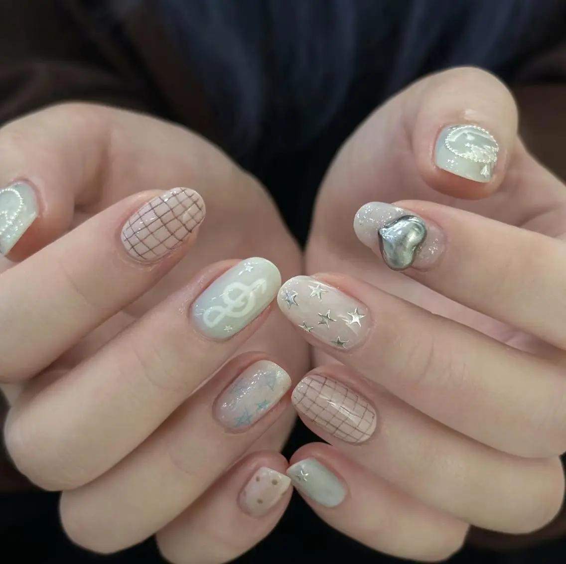 ネイル ハンドネイル 🎀 Ayaka_nailのネイルデザイン