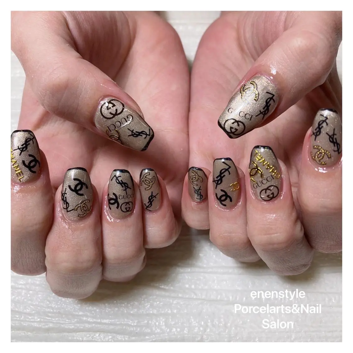 ミディアム ネイル ハンドネイル 🐾enen style 🐾のネイルデザイン