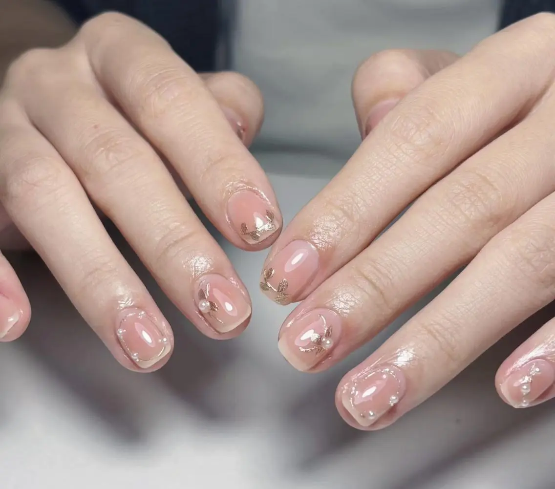 ネイル ハンドネイル エリ🫧 nail池袋東口のネイルデザイン