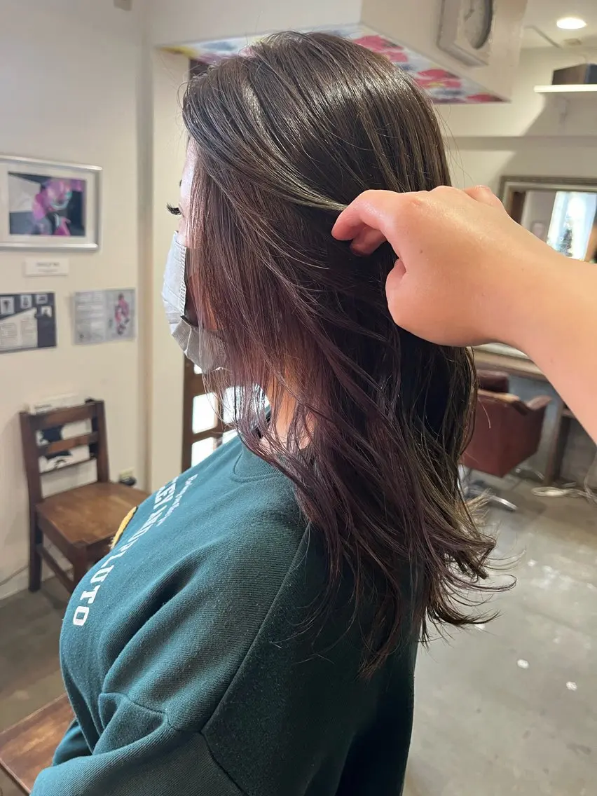 セミロング 🫧透明感カラー× レイヤー🫧HARUのヘアスタイル