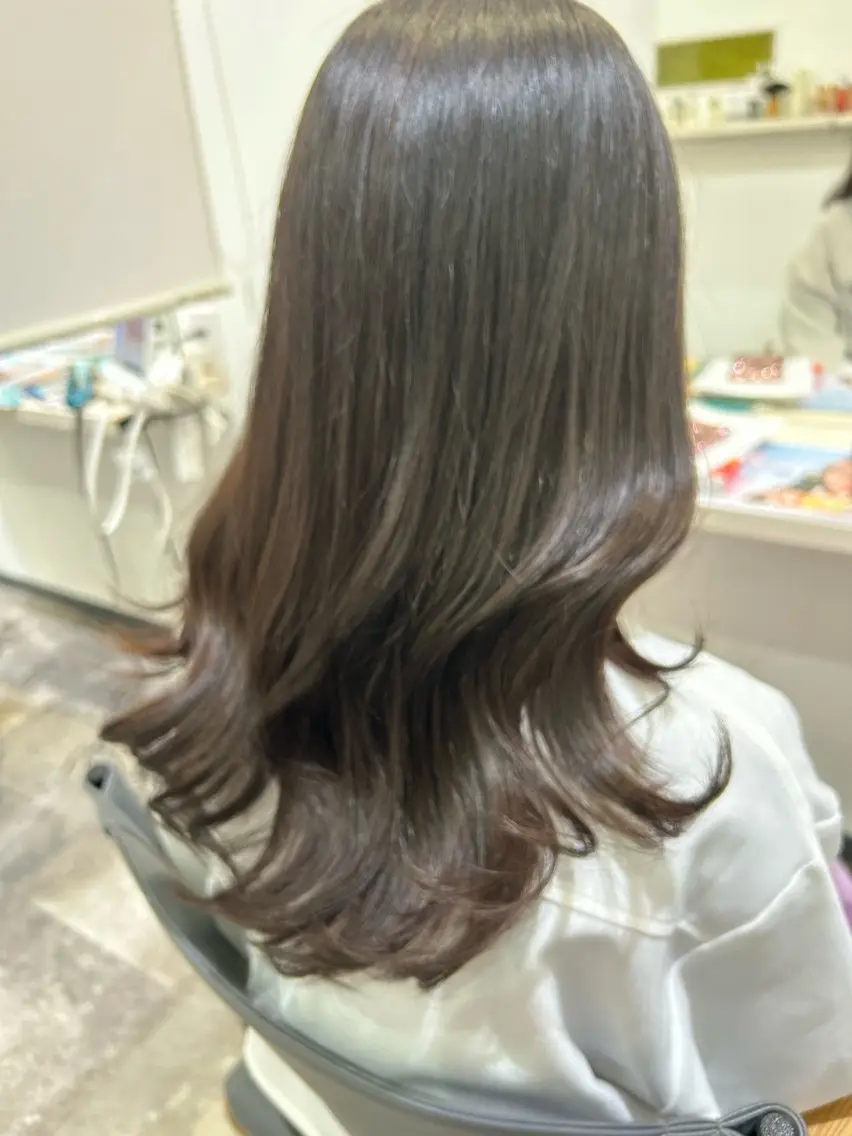 ロング レイヤーカット san _のヘアスタイル