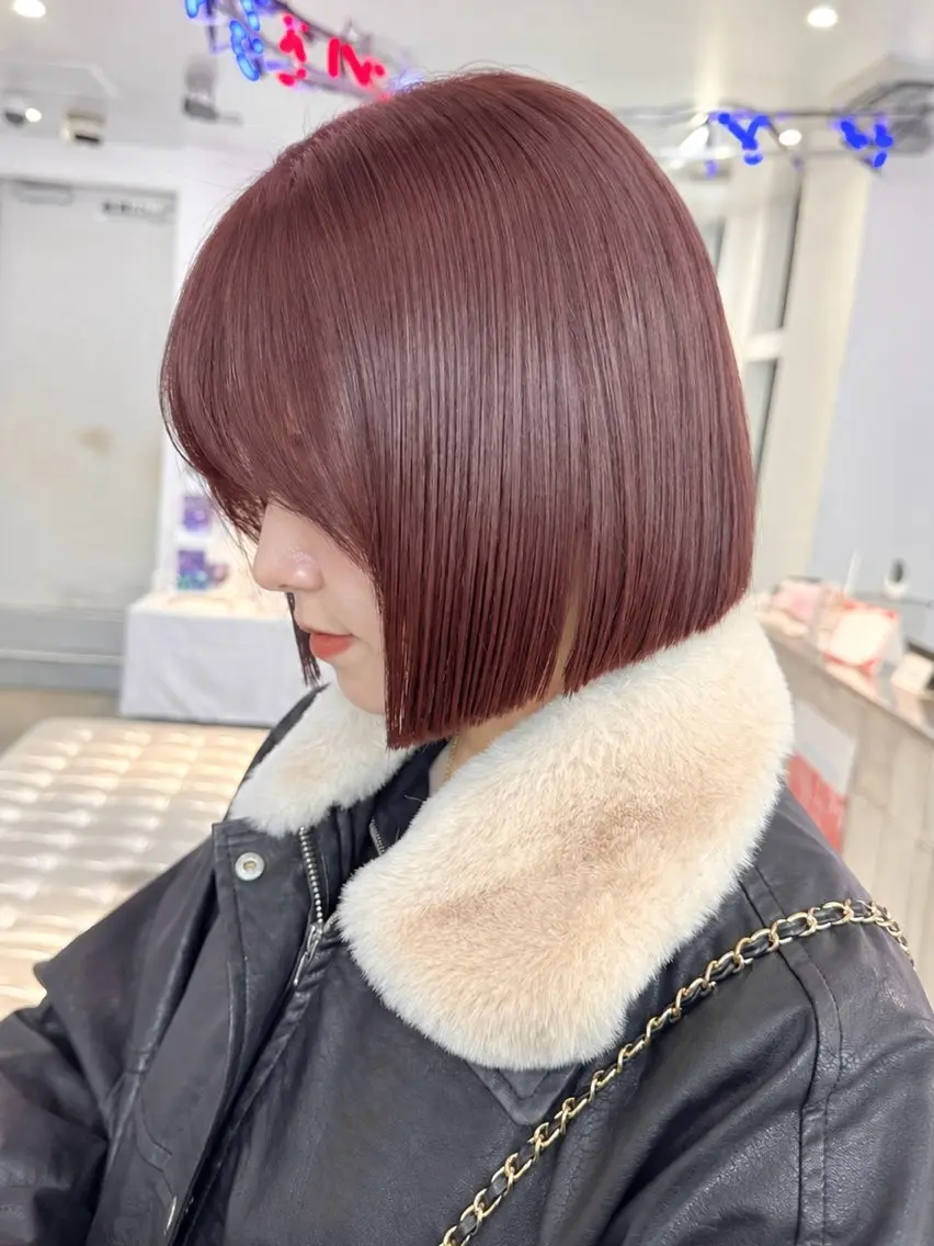 ショート カラー ヘアアレンジ ブリーチ 透明感カラー ダブルカラー ブリーチなしカラー 韓国風ヘア カット ヘアカラー トリートメント ヘッドスパ ヘアセット レイヤーカット×透明 感カラー💫AINAのヘアスタイル