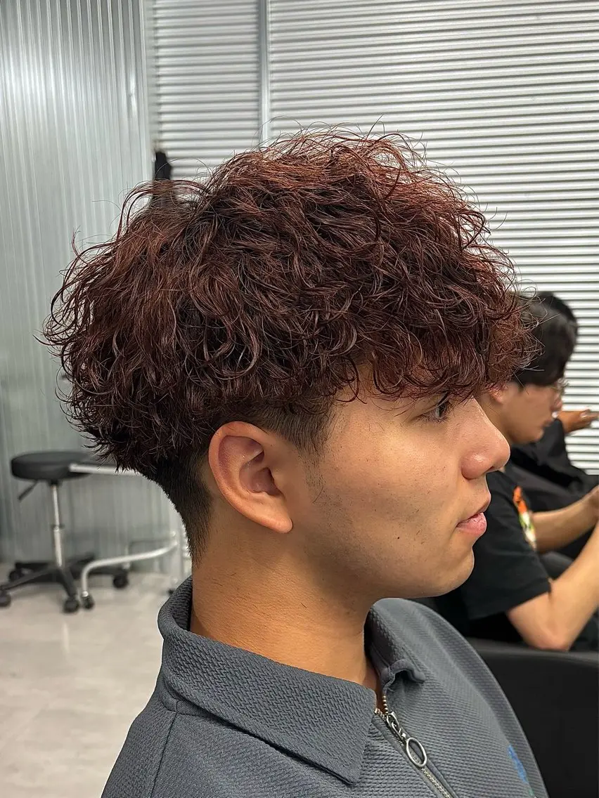 メンズカット+波巻きパーマ+ダメージ補修トリートメントの写真