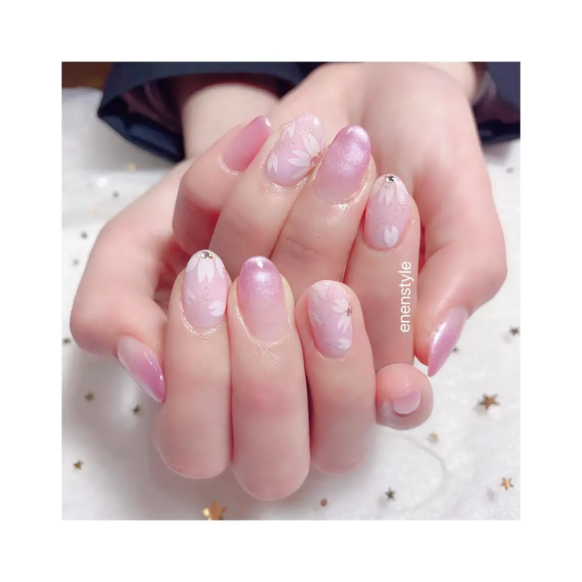 ショート ネイル ジェルネイル ニュアンスネイル オフィスネイル ワンカラーネイル パラジェル ハンドネイル 🐾enen style 🐾のネイルデザイン