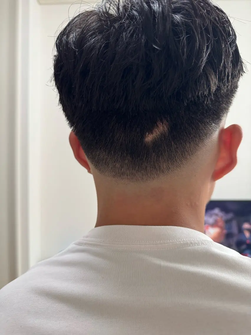 ミディアム メンズ フェードカット 池内 勇輝のヘアスタイル