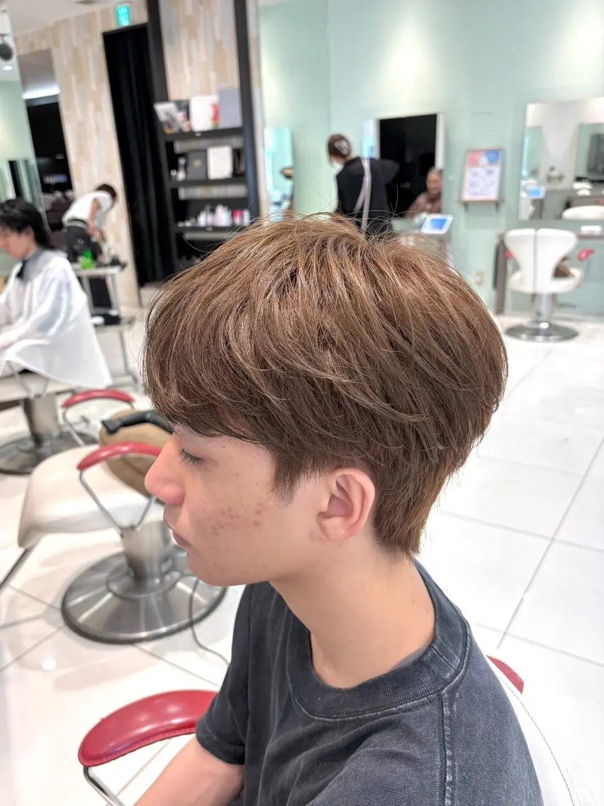 カラー メンズ ブラウンカラー カット ヘアカラー トリートメント 駒野 晃のヘアスタイル
