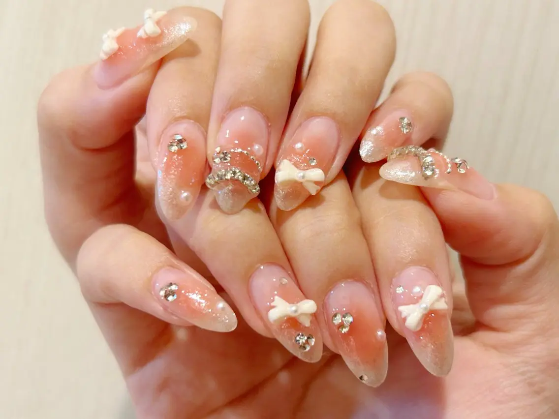 ネイル アートネイル チークネイル 成人式 入学式 長さ出し ハンドネイル Lino Nailのネイルデザイン