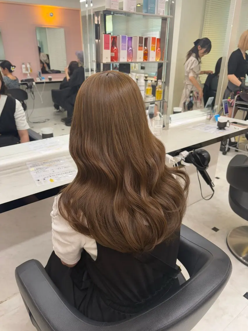 ロング カラー 透明感ベージュカラー 🪞上野🪞AIのヘアスタイル
