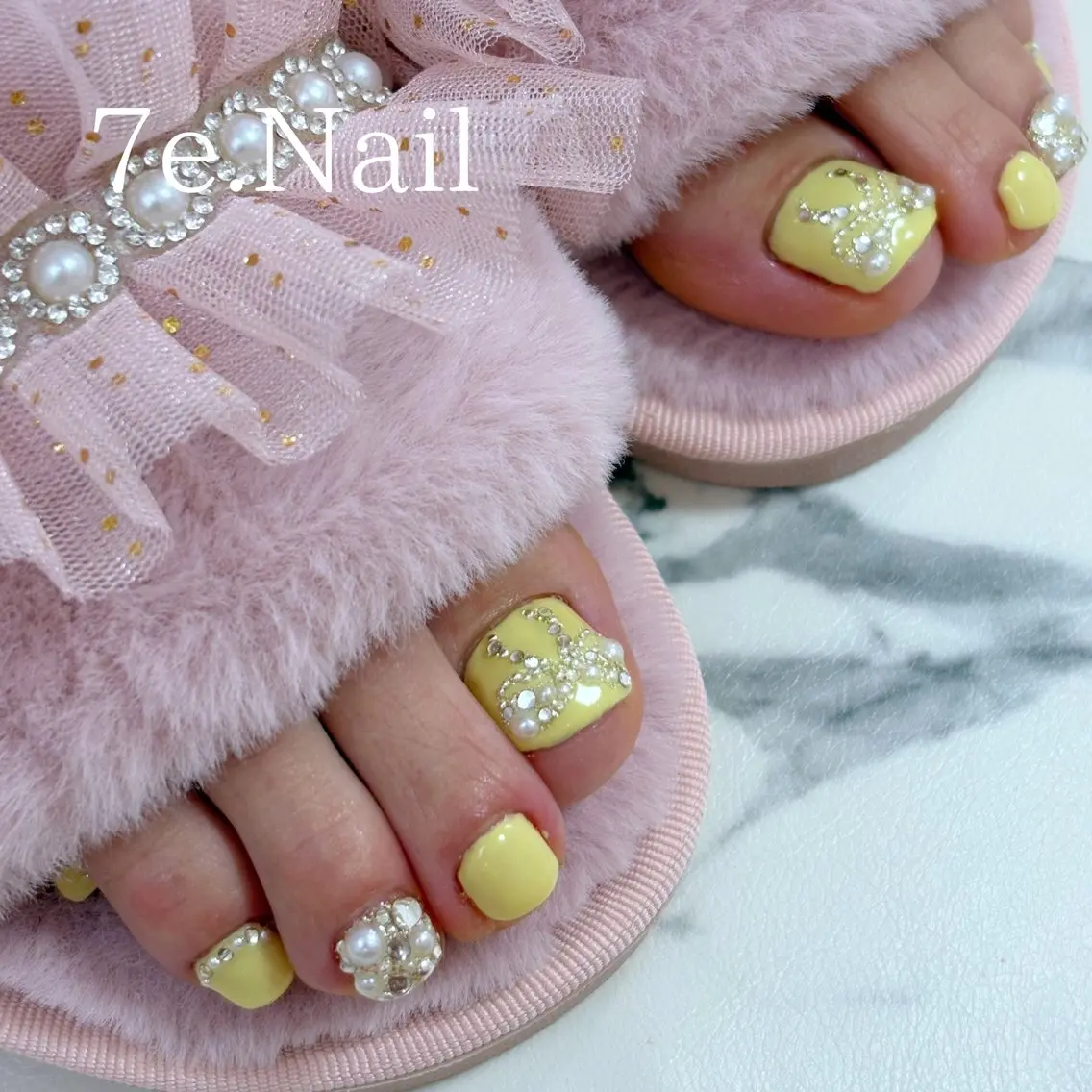 ネイル 7e. Nailのネイルデザイン